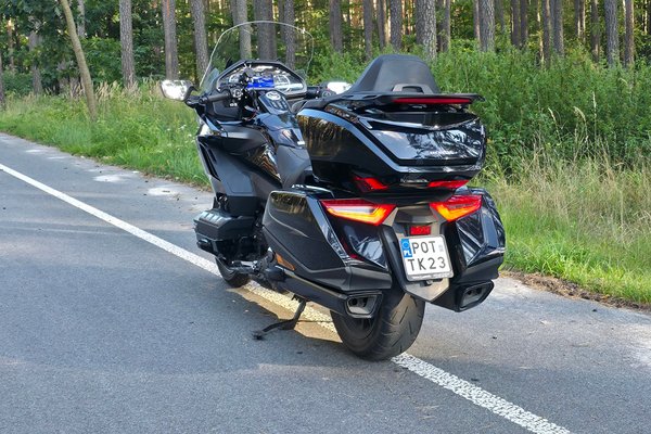 Photo 16 – Honda Goldwing GL1800D