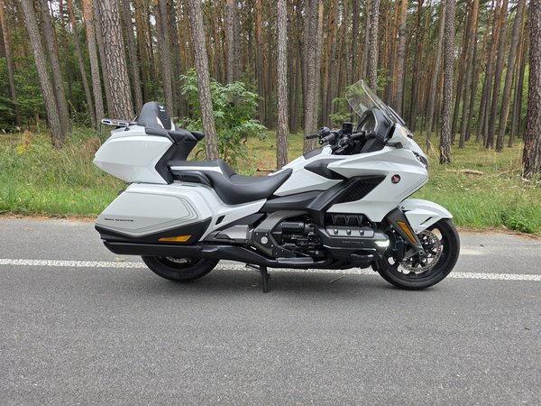 Zdjęcie 1 – Honda Goldwing GL1800D