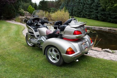 Miniatura 2 – Honda Goldwing GL1800 Trike