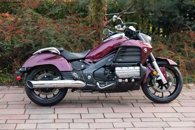 Miniatura 1 – Honda Valkyrie GL1800C