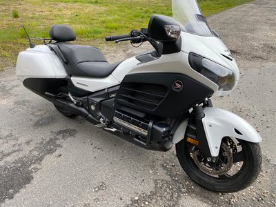 Miniatura 6 – Honda Goldwing GL1800 Bagger