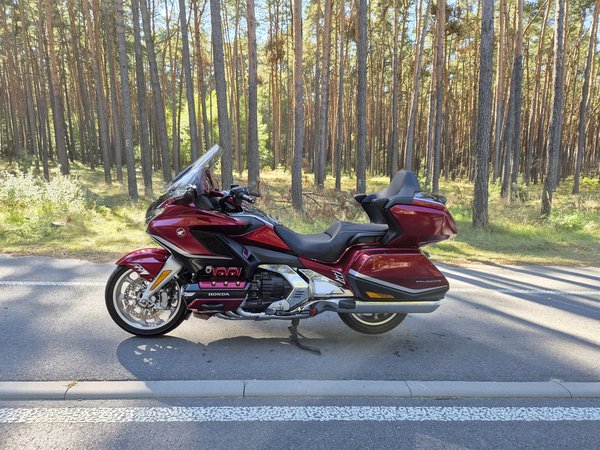 Zdjęcie 1 – Honda Goldwing Tour