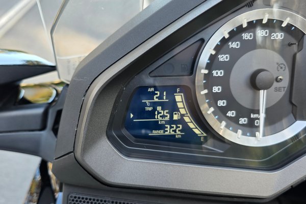 Photo 8 – Honda Goldwing GL1800D