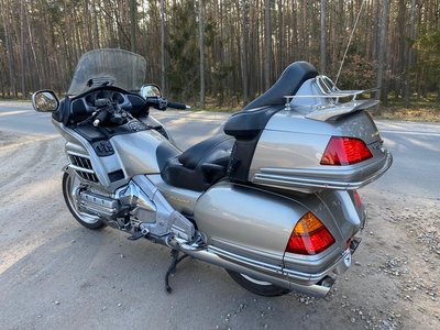 Miniatura 6 – Honda Goldwing GL1800
