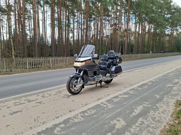 Zdjęcie 1 – Honda Goldwing GL1500