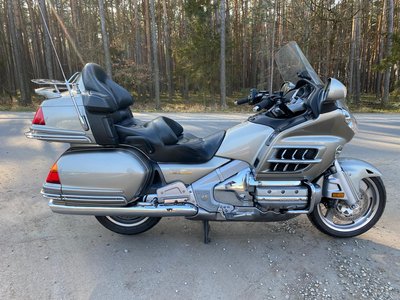 Miniatura 7 – Honda Goldwing GL1800