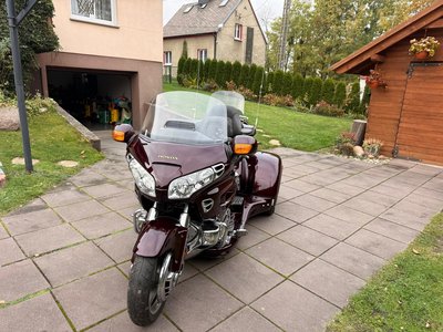 Miniatura 1 – Honda Goldwing GL1800 Trike