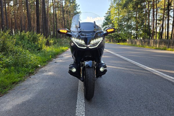 Photo 5 – Honda Goldwing GL1800D